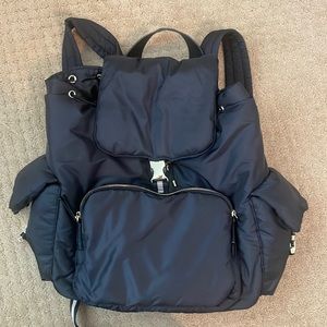 Tommy Bahama puffer backpack